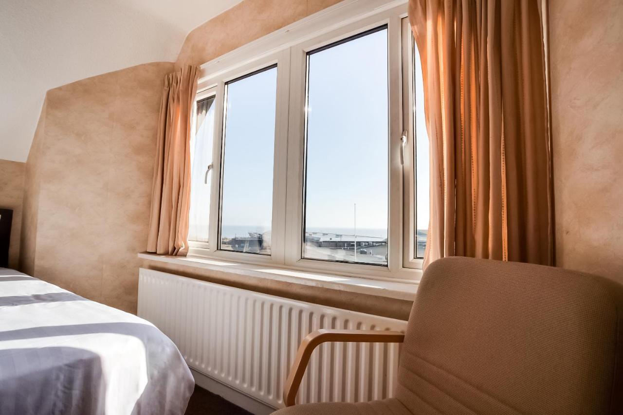 Oyo Grosvenor House Hotel Скегнесс Экстерьер фото