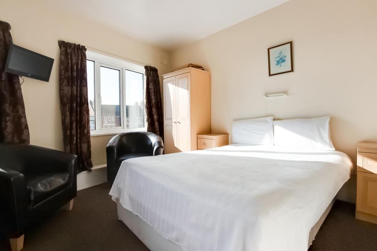 Oyo Grosvenor House Hotel Скегнесс Экстерьер фото