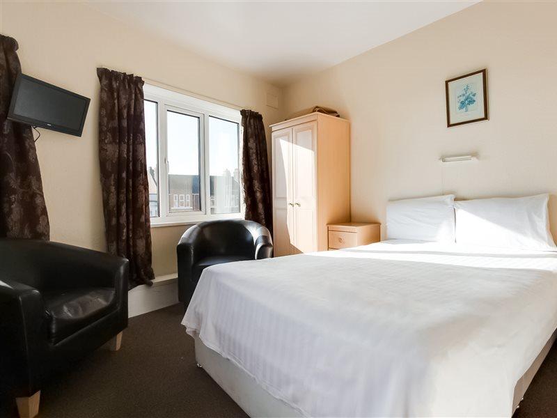 Oyo Grosvenor House Hotel Скегнесс Экстерьер фото
